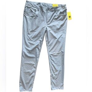 All in Motion Men’s Blue Slim Fit Golf Pants
38/32 NWT